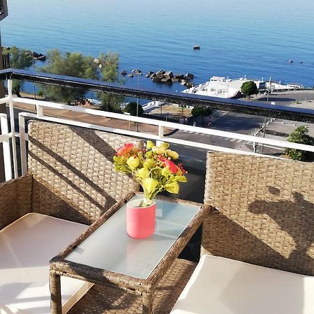 V I P Suites Cielo Stellato On Concordia Sea 萨莱诺 外观 照片