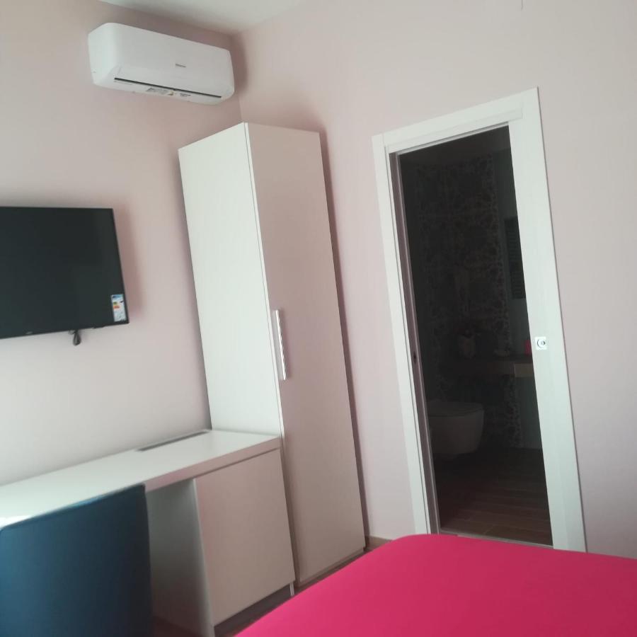 V I P Suites Cielo Stellato On Concordia Sea 萨莱诺 外观 照片