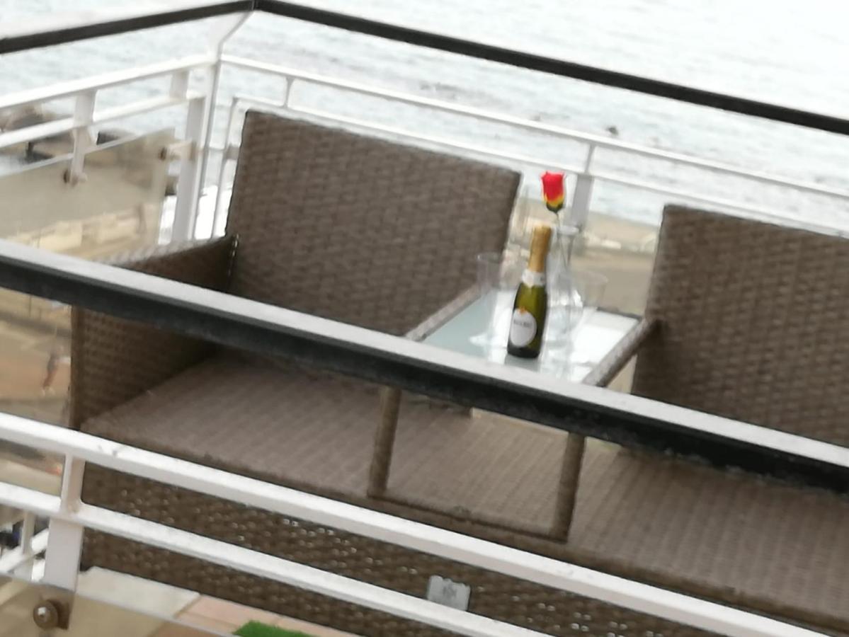 V I P Suites Cielo Stellato On Concordia Sea 萨莱诺 外观 照片