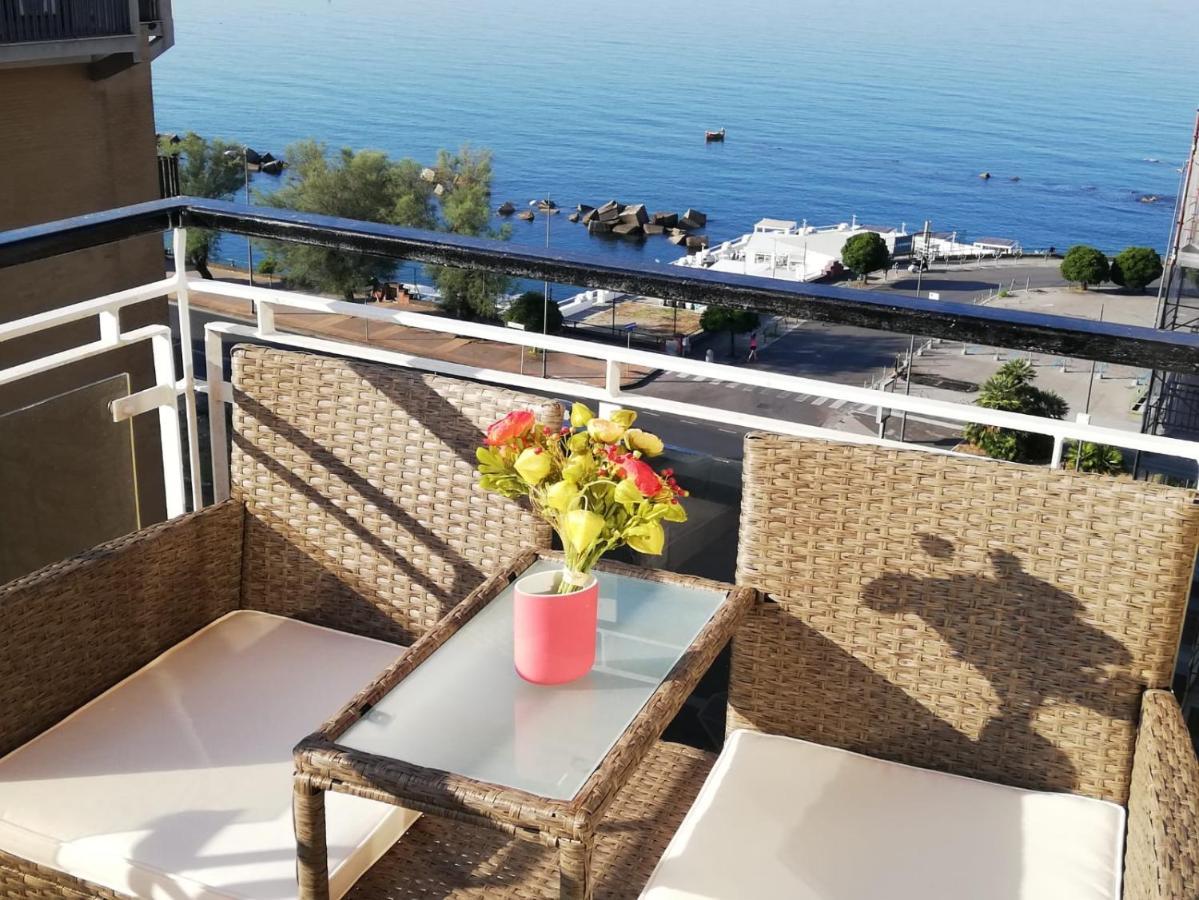 V I P Suites Cielo Stellato On Concordia Sea 萨莱诺 外观 照片