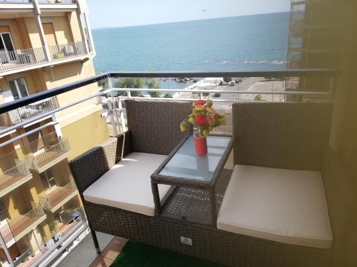 V I P Suites Cielo Stellato On Concordia Sea 萨莱诺 外观 照片