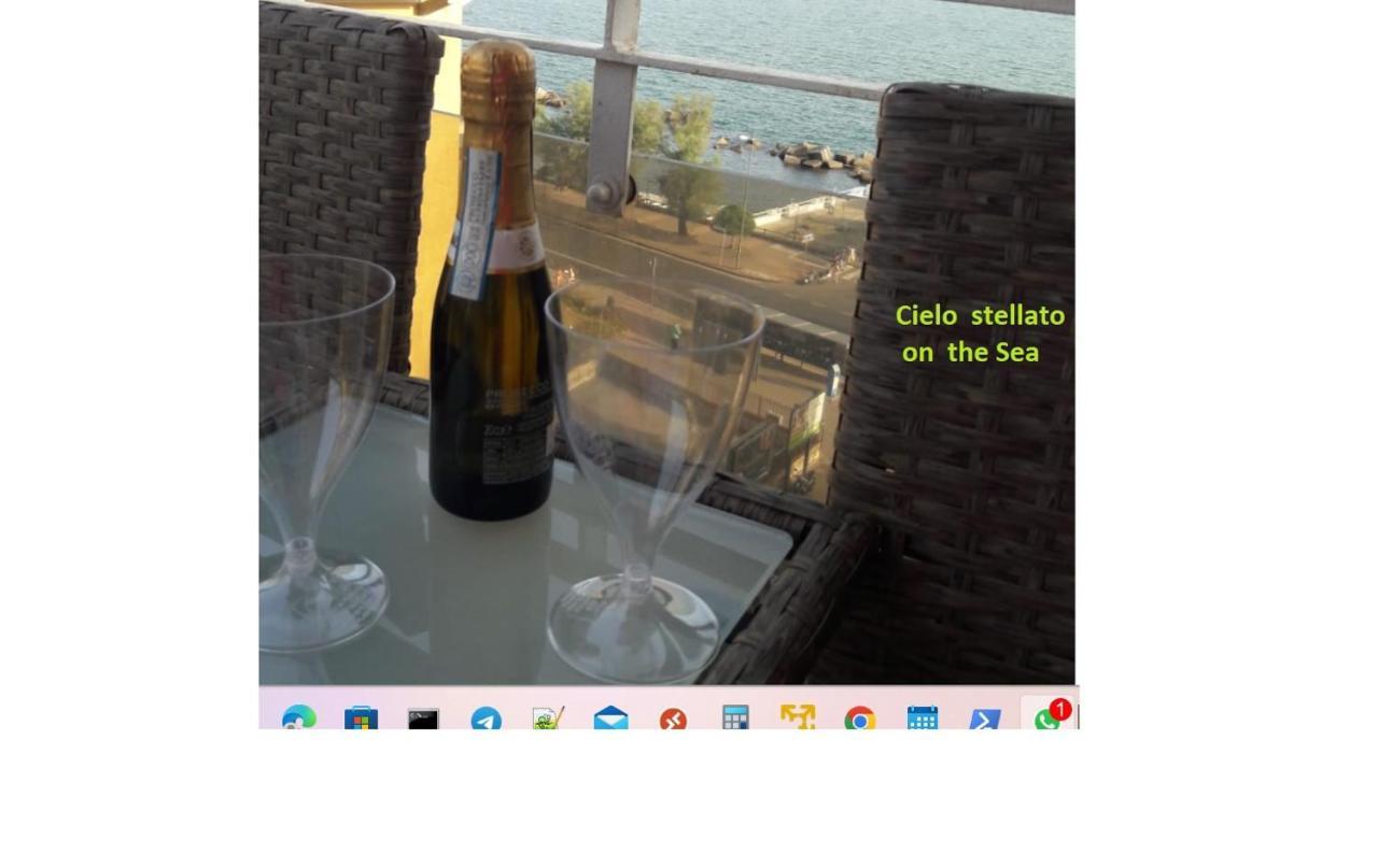 V I P Suites Cielo Stellato On Concordia Sea 萨莱诺 外观 照片
