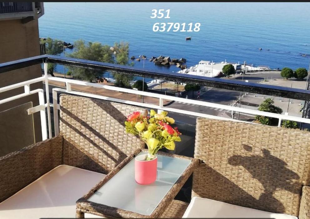 V I P Suites Cielo Stellato On Concordia Sea 萨莱诺 外观 照片